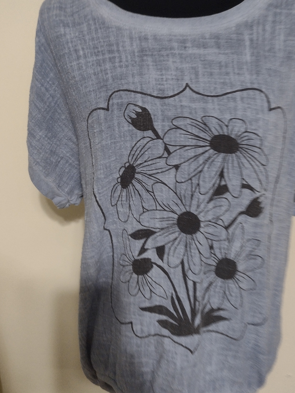 Arianna Women's Blue Floral Graphic Short-Sleeve Top - Picture 3 of 10